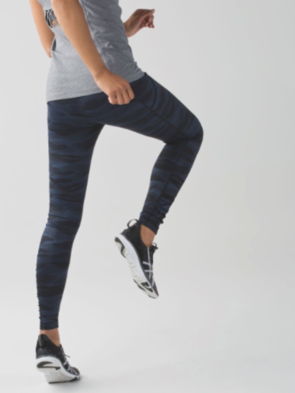 Lululemon Speed Tight IV *Full-On Luxtreme Mini Coast Camo Deep Navy Black Sz 12
